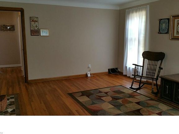 5th image of 1318 Tuxedo Ave