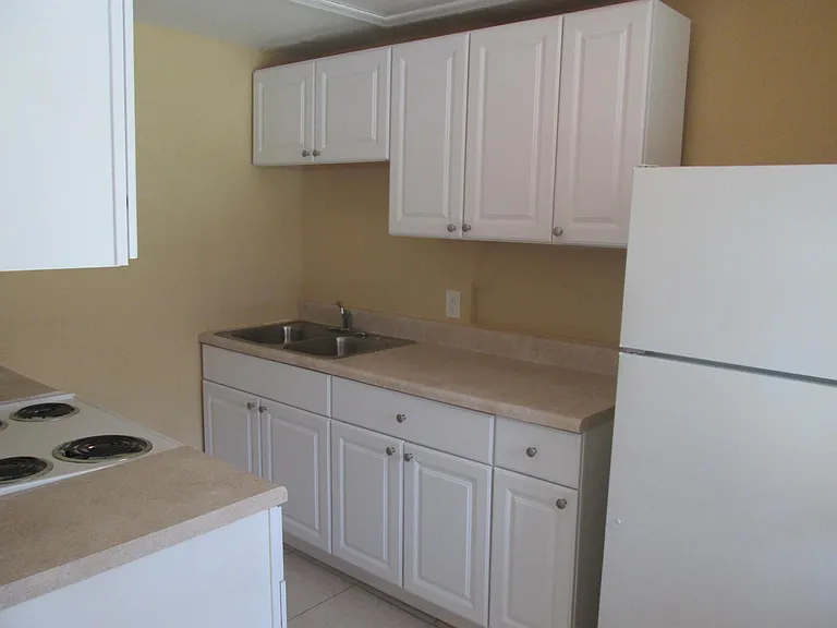 2408 W Fig St #A — Photo 21