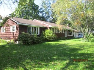 6672 E Taft Rd, East Syracuse, NY 13057