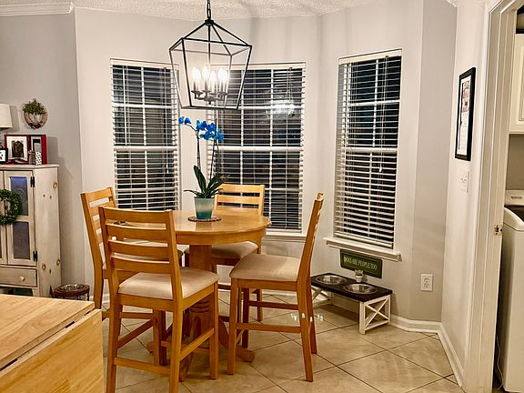 5th image of 11326 Carlsburg Ct