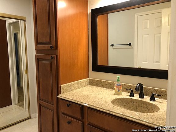 5th image of 4839 Brandeis St APT 113