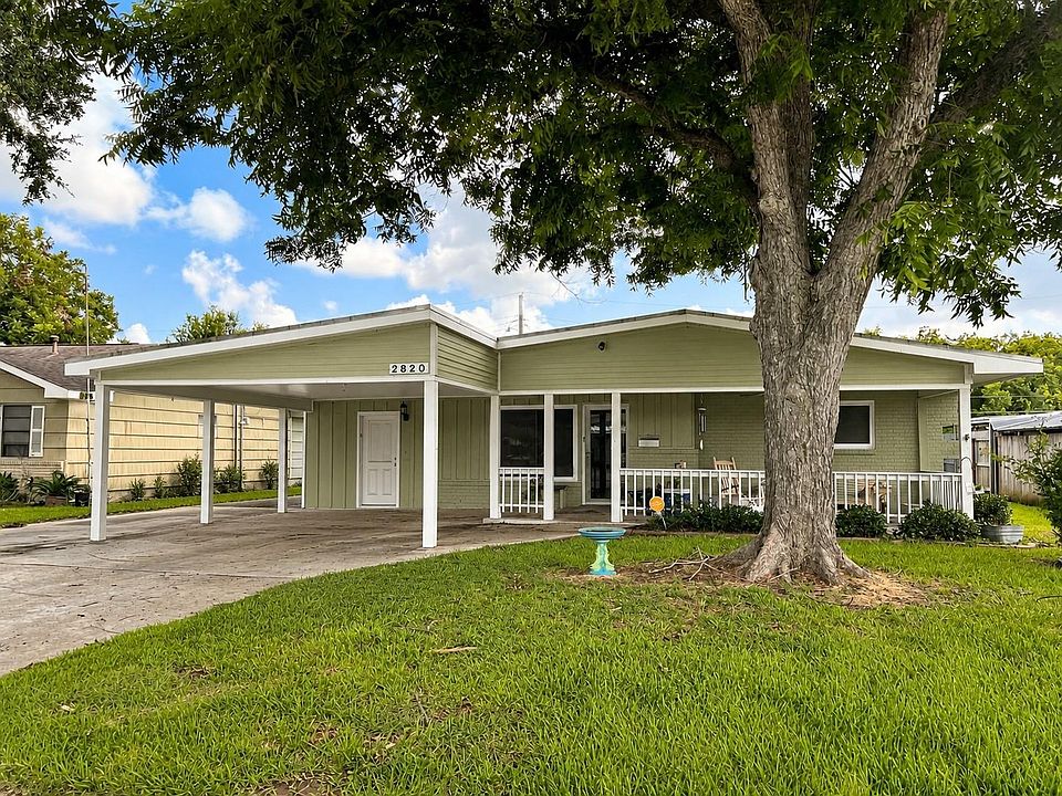 1st image of 2820 Oleander Ln