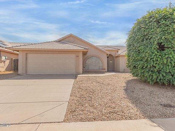 2nd image of 1601 N 74TH Place