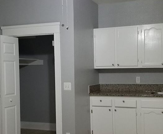 4th image of 620 S Coronado St APT 107