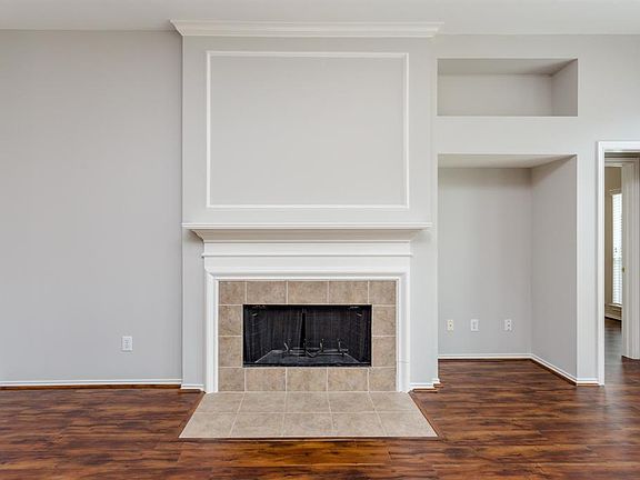 5th image of 3143 Summerland Dr