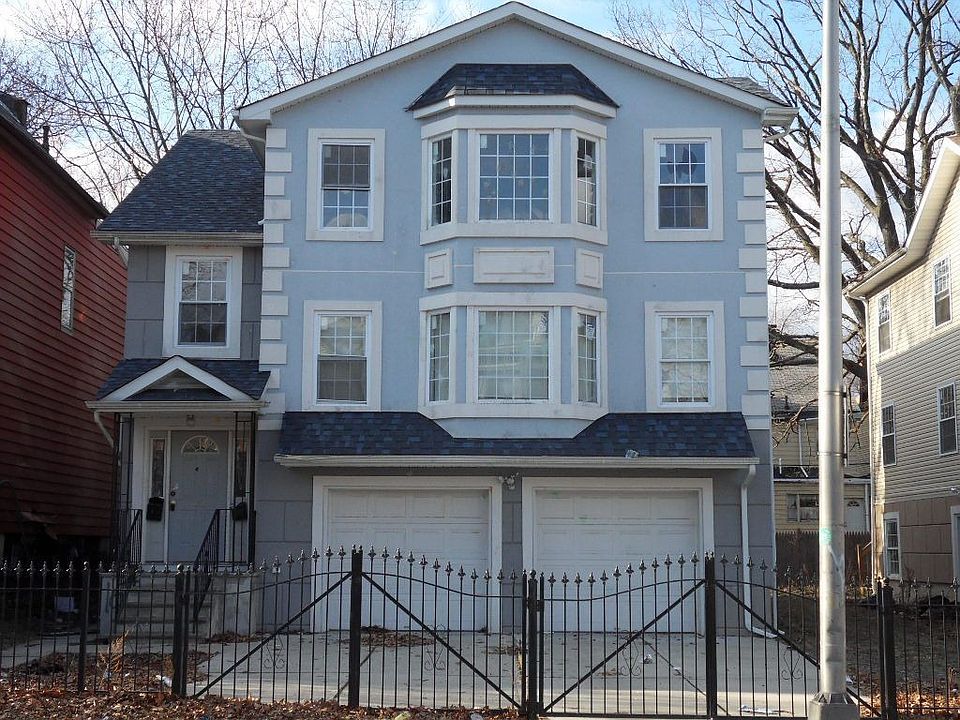 1st image of 151 N 15th St