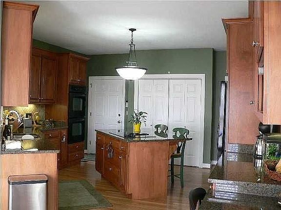 Kitchen with double oven