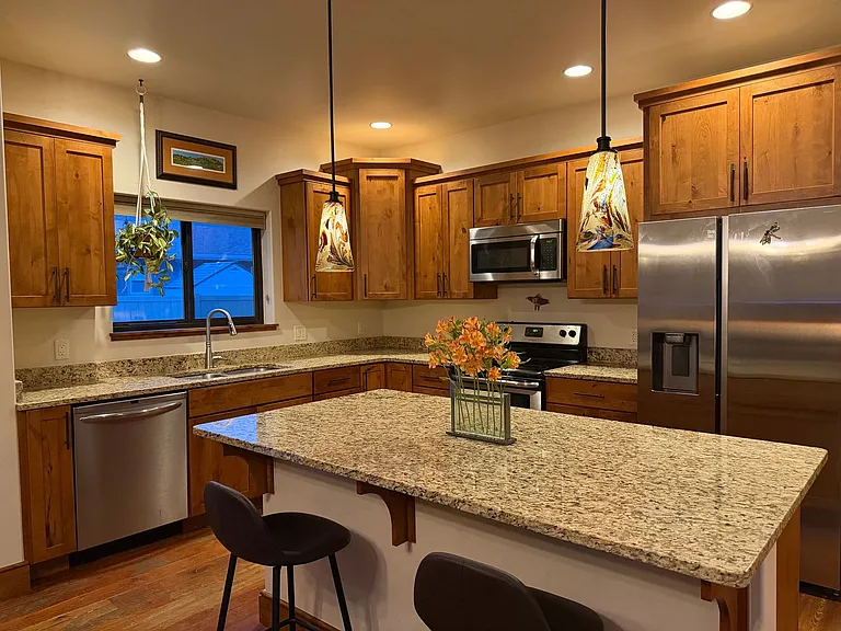 2 Swift Creek Ln — Photo 2