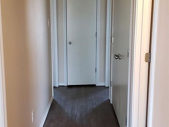 5th image of 2517 108th Dr