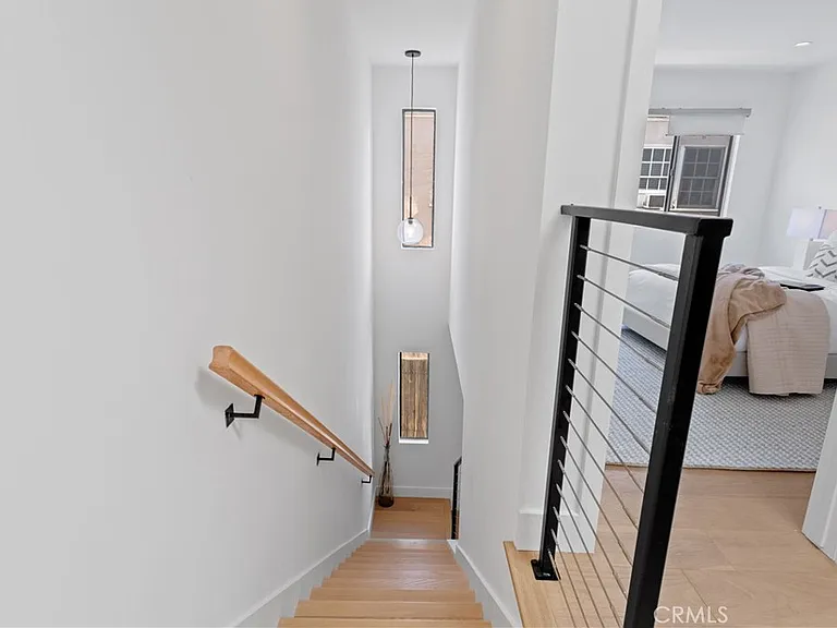 1409 Havenhurst Dr #3 — Photo 6