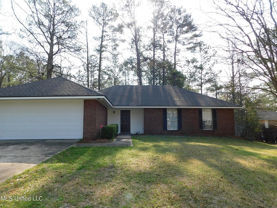 1st image of 344 Barfield Dr