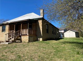 126 Leon Trl, Mount Airy, NC 27030