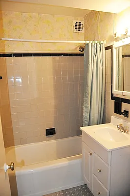 Sold by Keller Williams Realty Landmark II | media 25