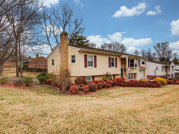 2nd image of 1529 Lonna Dr NW