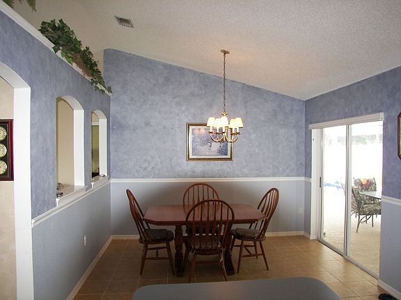 3rd image of 2819 Arbour Trail Ct