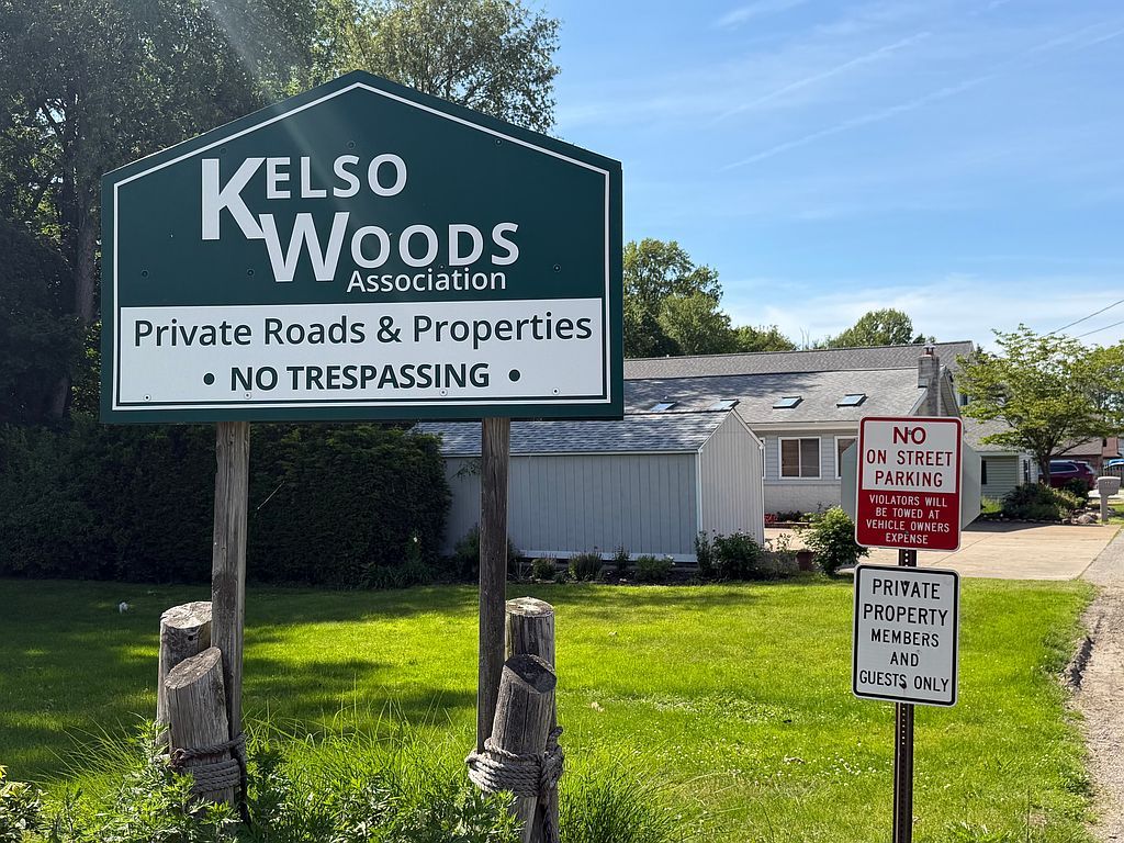220 Kelso Dr - Property Image