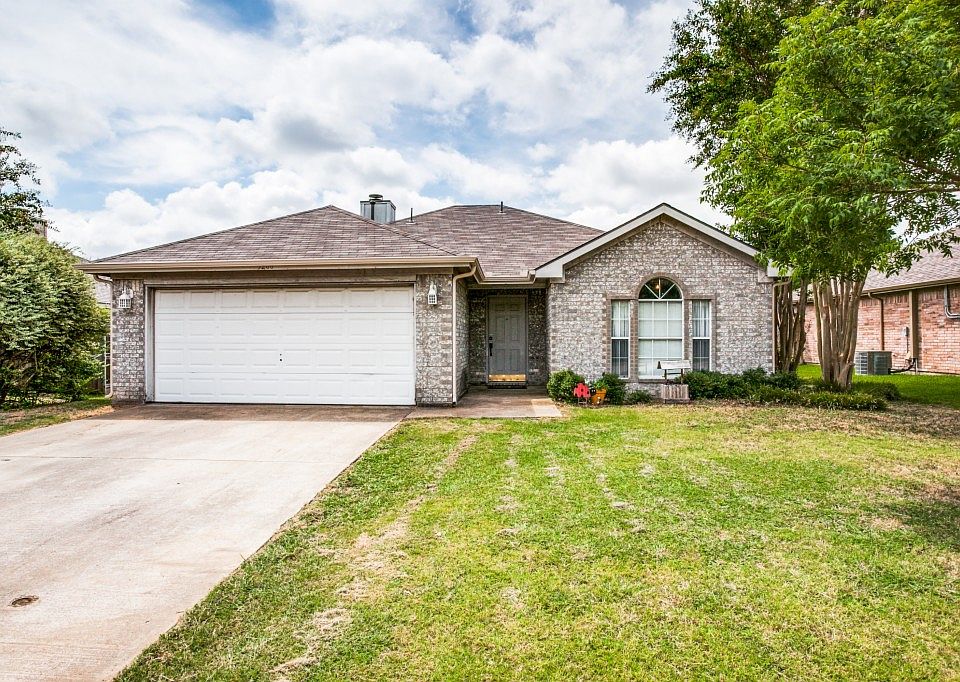 1st image of 3208 Scenic Glen Dr