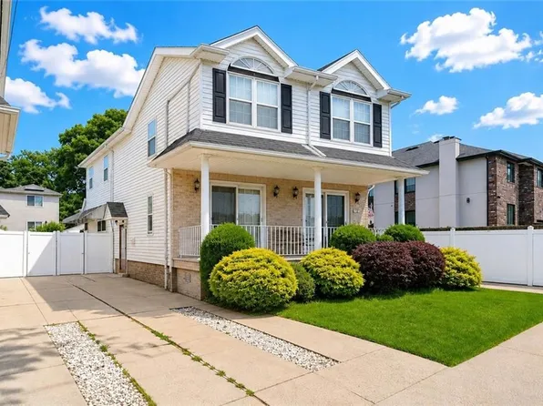 104 Linwood Ave, Staten Island, NY 10305