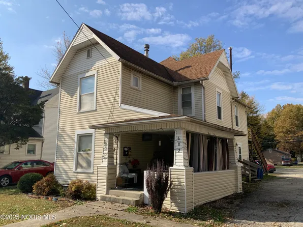602 S Main St, Bowling Green, OH 43402