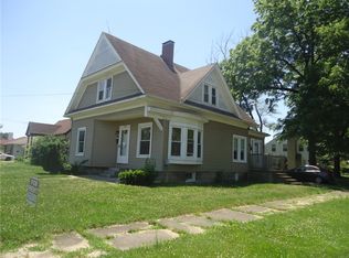 1528 Ruddick Ave, Columbus, IN 47201