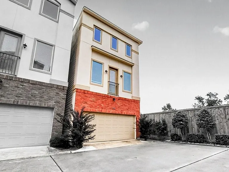 1202 Cedarpost Tree Springs Pl — Photo 4