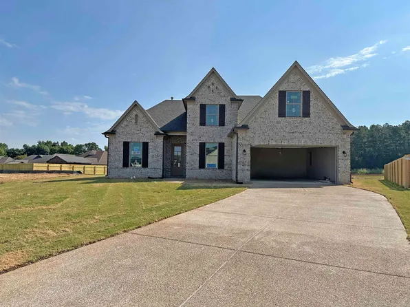 365 Chesnut Ridge Cv, Oakland, TN 38060