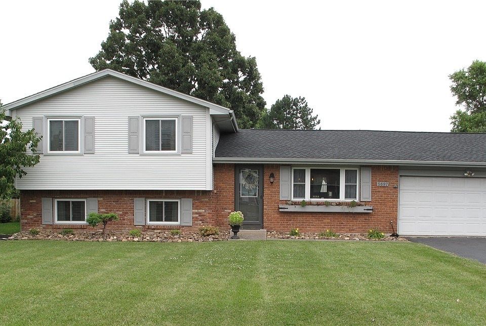 5697 Aaron Dr, Lockport, NY 14094 Zillow