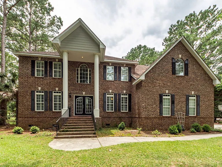 2105 Williams Veneer Ct — Photo 1