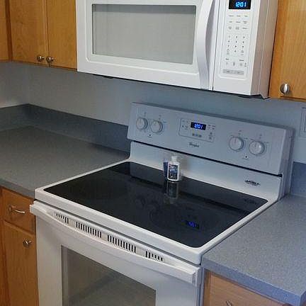 3rd image of 405 E 29th St APT 5