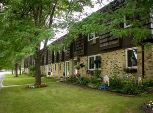 1803 Stonebridge Rd #101, West Bend, WI 53095