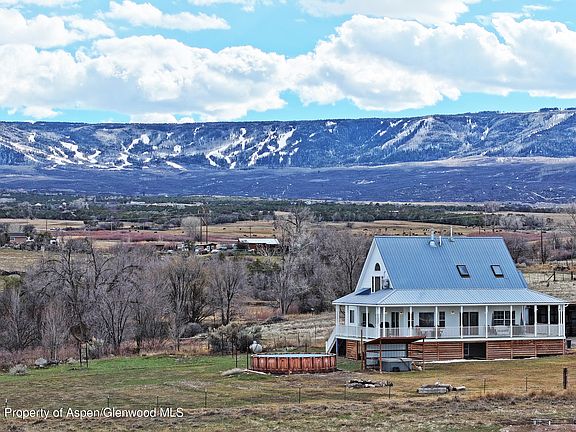 4th image of 10008 Highway 65