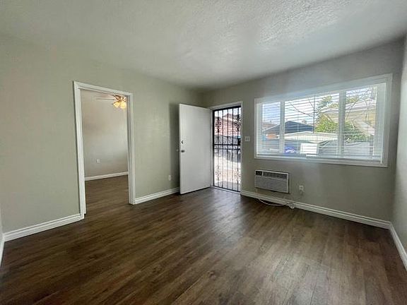 5th image of 5220 Imperial Ave