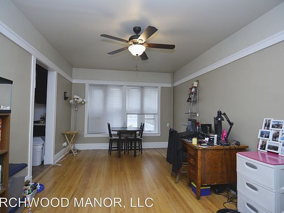 3rd image of 1229 W Jarvis Ave #1