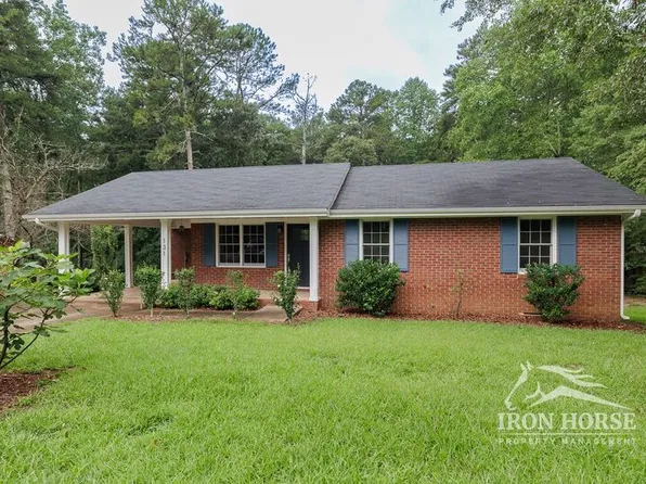 131 Plantation Rd, Winder, GA 30680