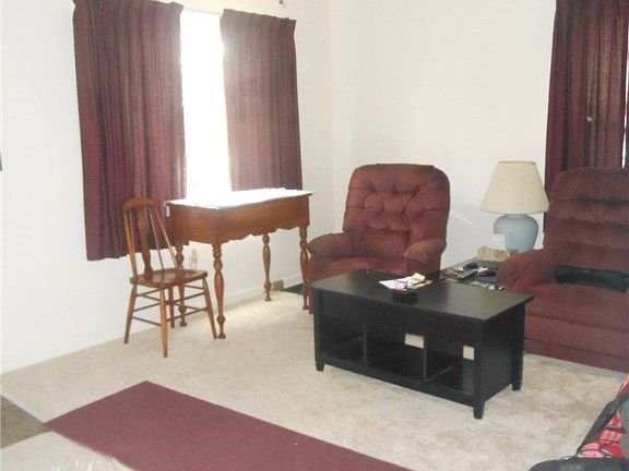 5th image of 2770 3rd St