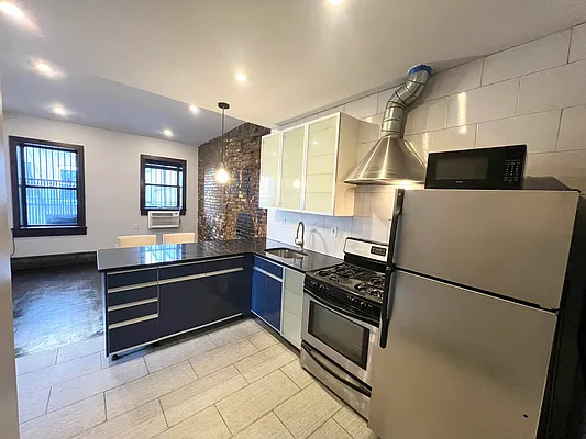 Rented by Keller Williams NYC | media 2