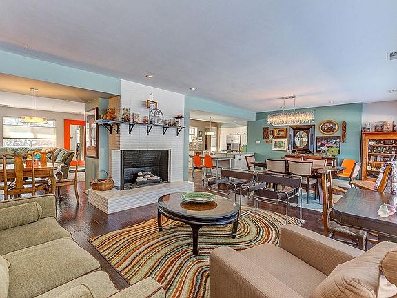 4th image of 8301 Arborcrest Dr