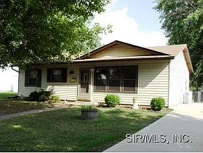 2316 Elm Ave photo 1