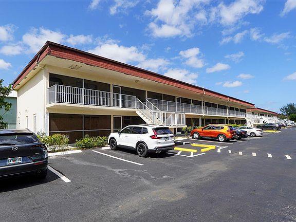 2nd image of 5377 SW 40th Avenue #105