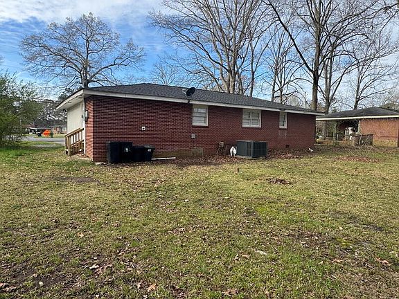 4th image of 416 Elliott Dr NW