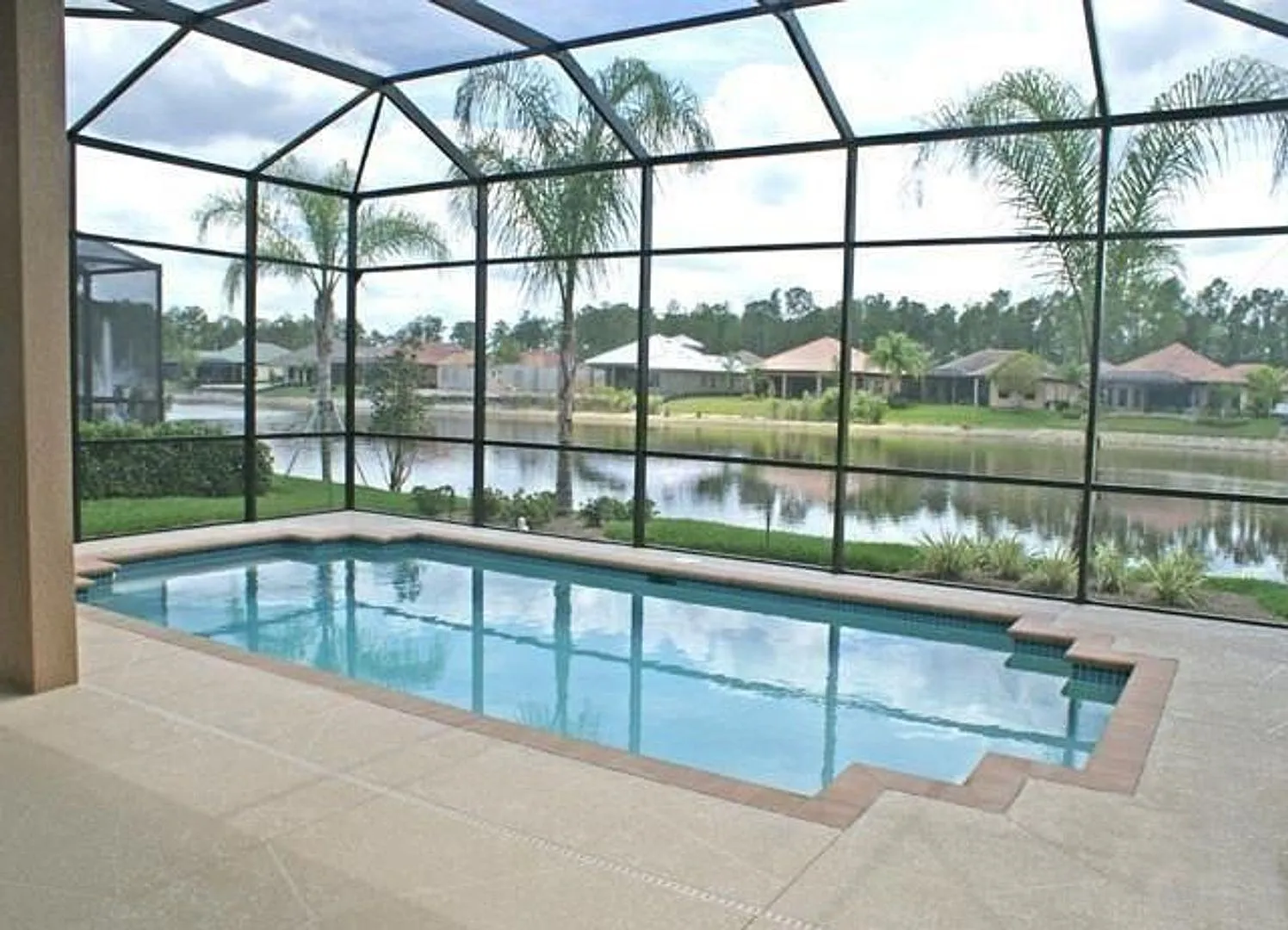 ** Available Again For Dec- February 2027 ** 3 Plus A Den And Electric Heated Pool Home ** — Photo 2