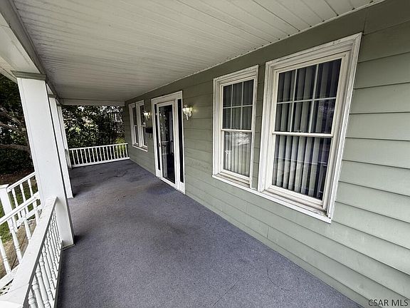 4th image of 146 Rambo St