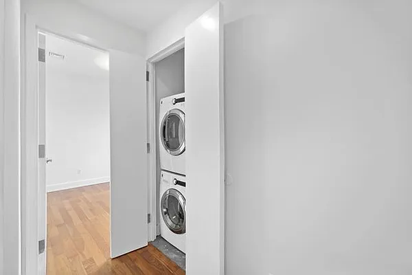 Sold by Compass | media 7