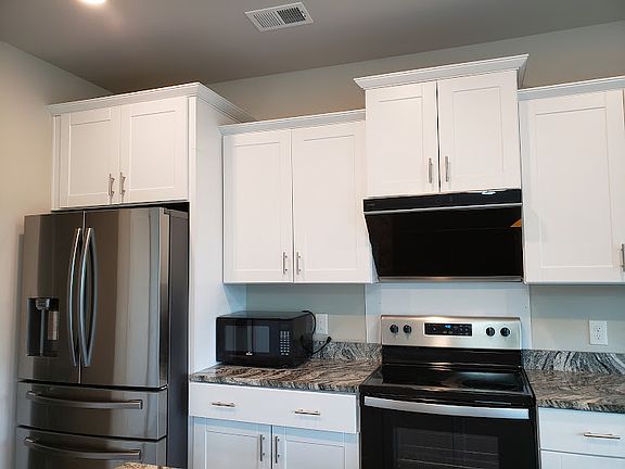 3rd image of 138 Millers Ln