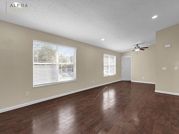 4th image of 2405 Northlake Dr #2405