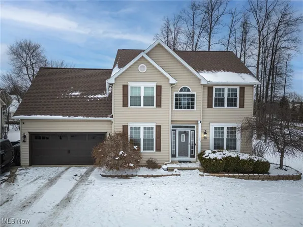315 Chandler Ct, Medina, OH 44256