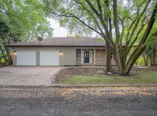 909 Augusta Ave, Wausau, WI 54403