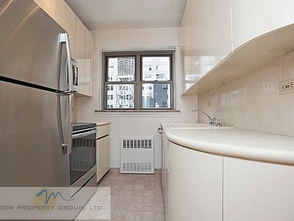 4th image of 80 Park Ave APT 10E