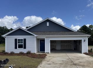 106 Stella Bluffs Dr, Stella, NC 28582