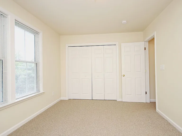 113-A Melbourne Park Cir — Photo 13